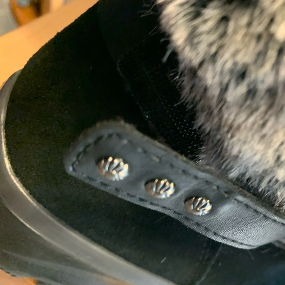 SALE—Sketchers NWOT booties